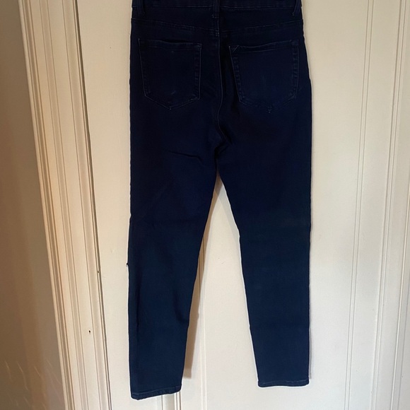 High-Waisted Forever 21 Dark Wash Jeans - Picture 2 of 4